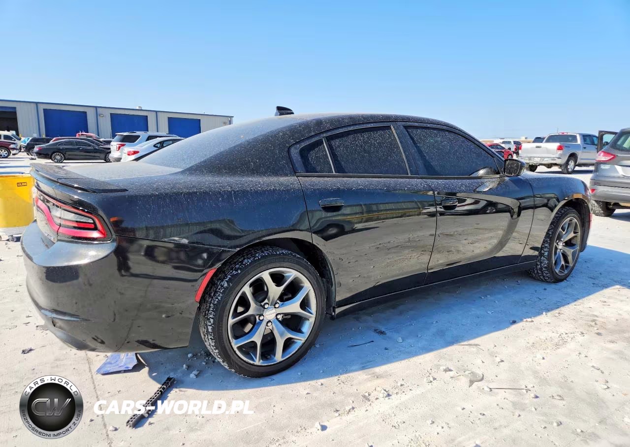 2015 Dodge Charger Sxt VIN:2C3CDXHG7FH738821 - 3