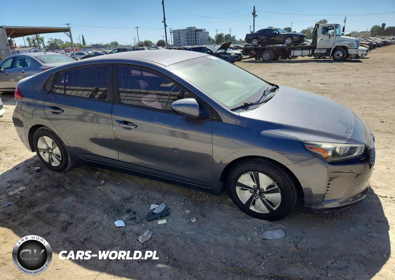 2017 Hyundai Ioniq Blue VIN:KMHC65LC8HU050336 - 4