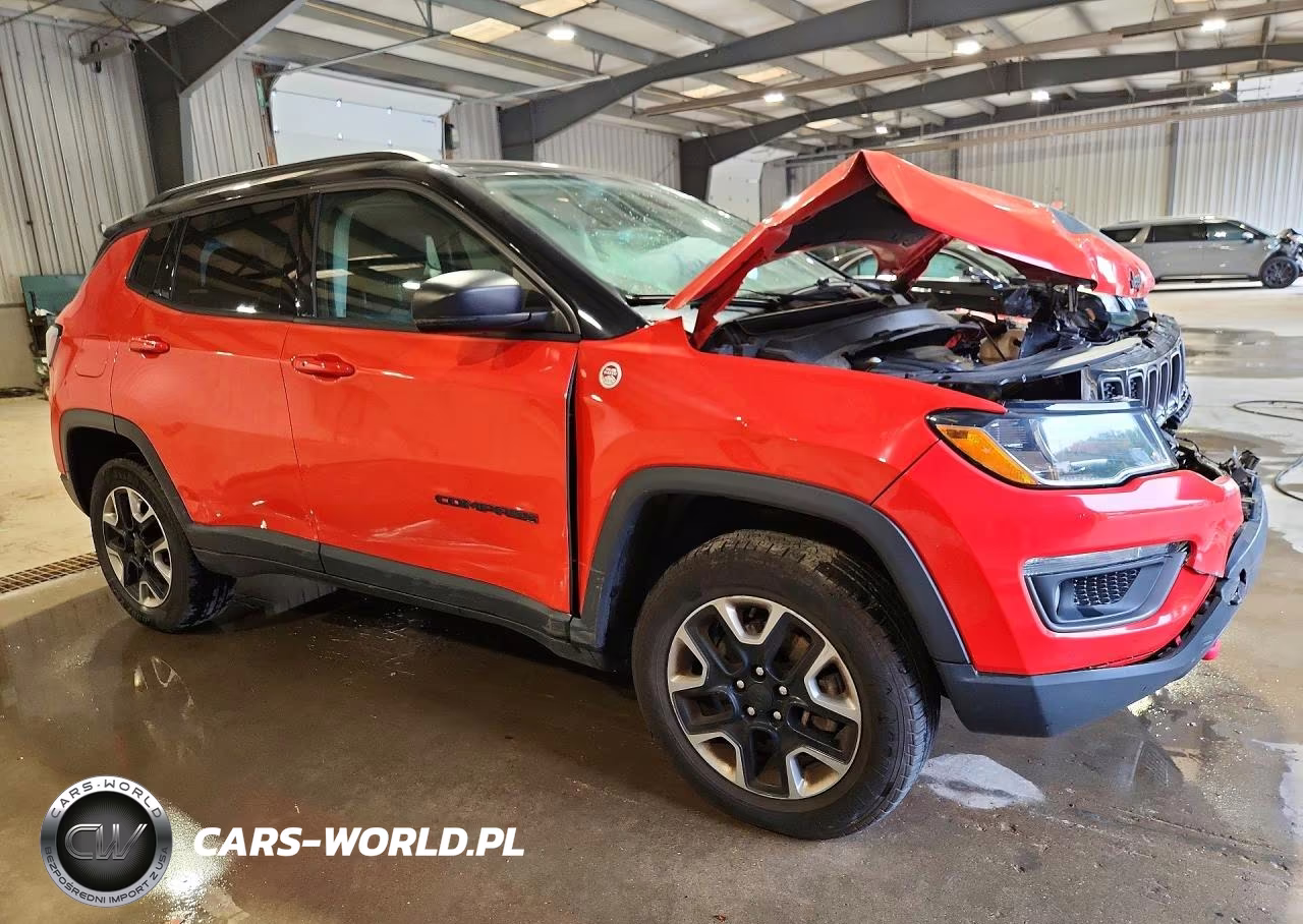 2018 Jeep Compass Trailhawk VIN:3C4NJDDBXJT308206 - 4