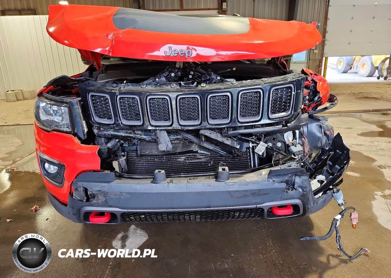 2018 Jeep Compass Trailhawk VIN:3C4NJDDBXJT308206 - 5