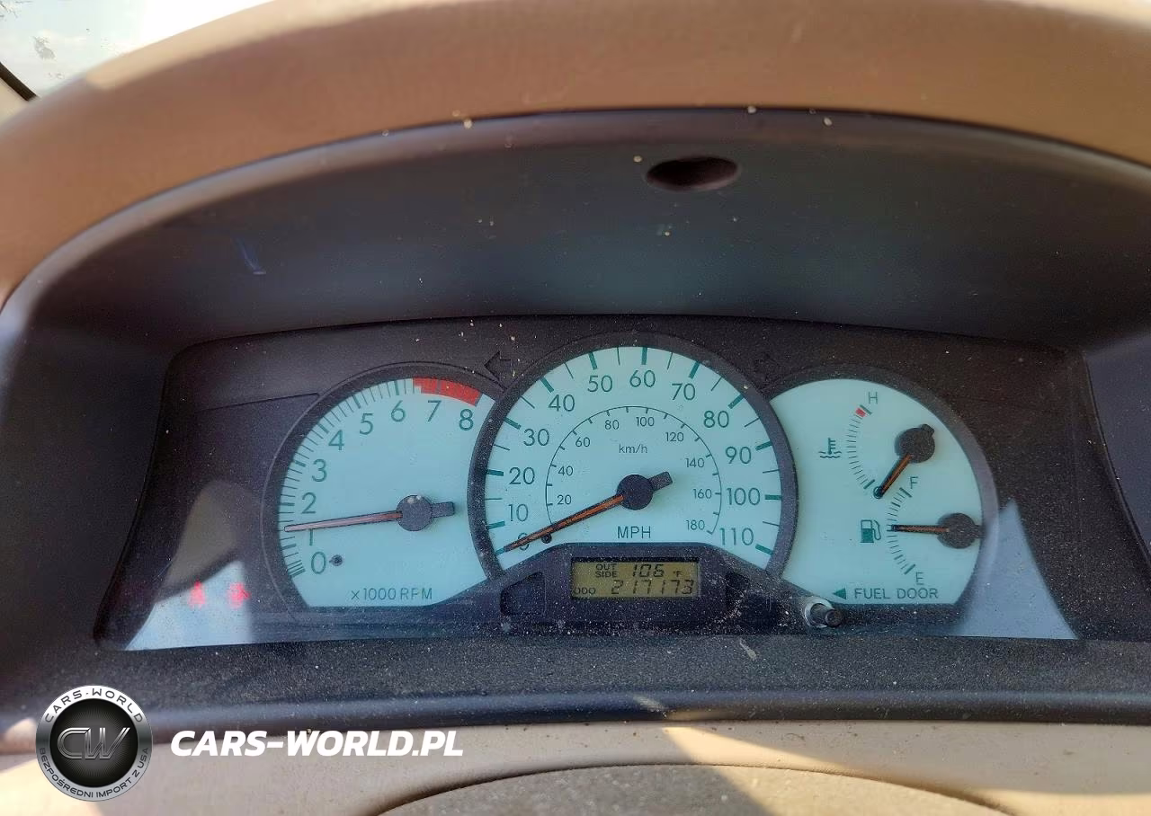 2004 Toyota Corolla Le VIN:1NXBR32E34Z326748 - 9