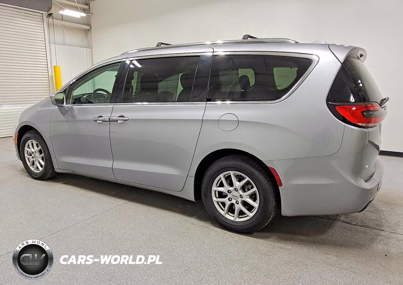 2021 Chrysler Pacifica Touring L VIN:2C4RC1BG3MR591077 - 2
