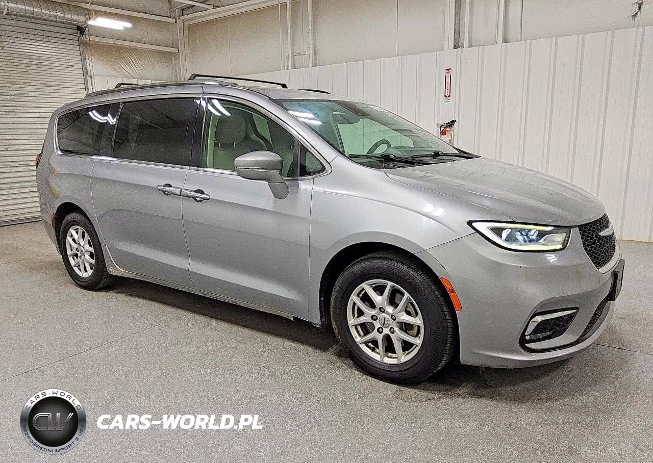 2021 Chrysler Pacifica Touring L VIN:2C4RC1BG3MR591077 - 4