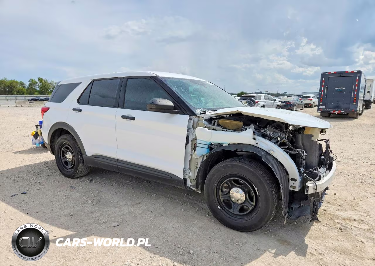 2023 Ford Explorer Police Interceptor VIN:1FM5K8AB6PGA80321 - 4