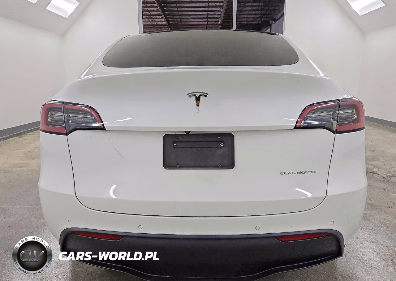 2022 Tesla Model Y VIN:7SAYGDEE9NF481355 - 6