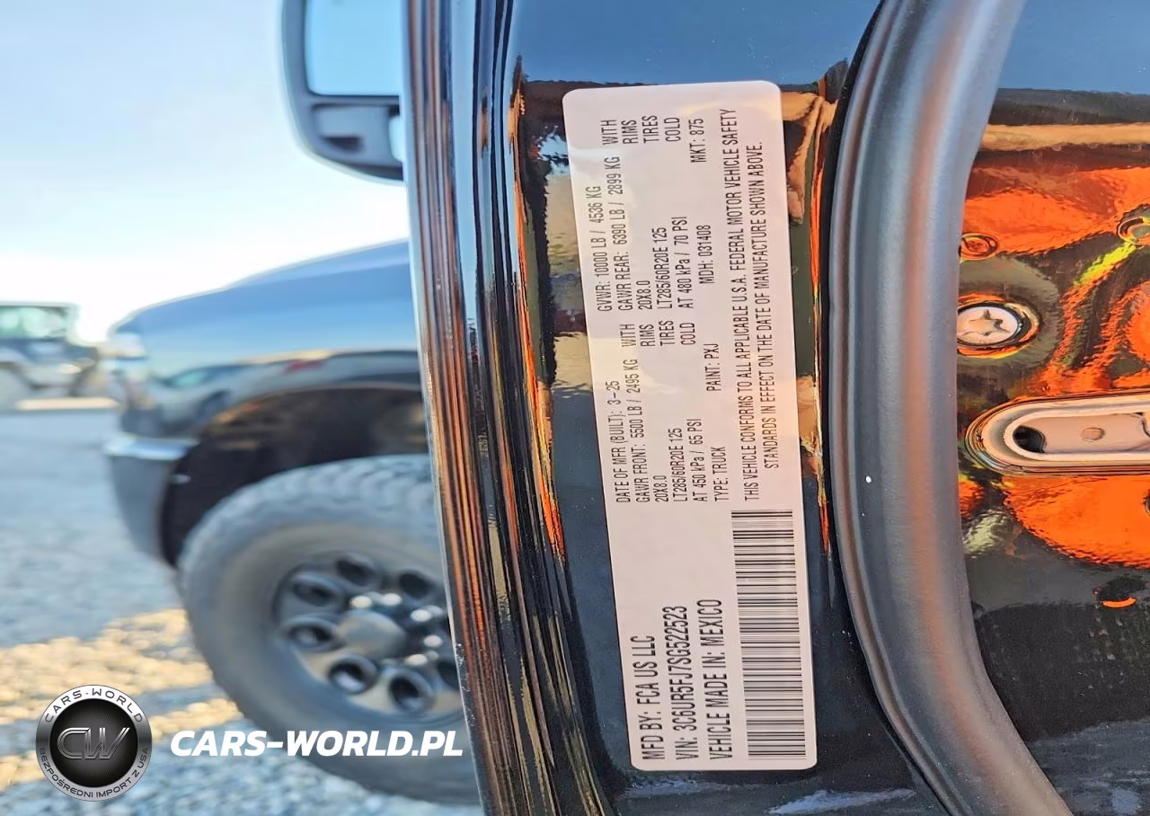 2025 Ram 2500 Laramie VIN:3C6UR5FJ7SG522523 - 12