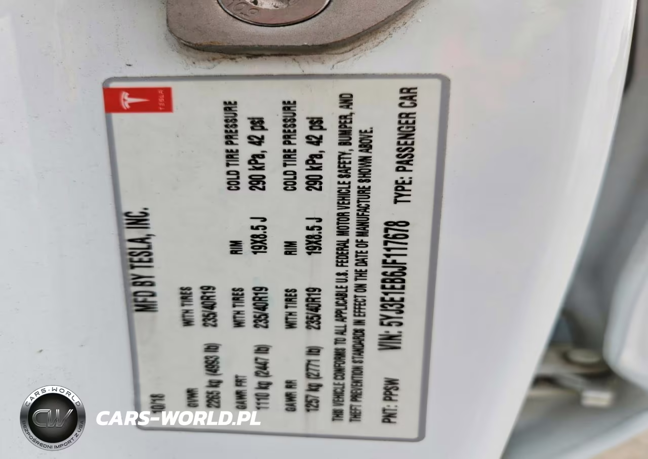2018 Tesla Model 3 VIN:5YJ3E1EB6JF117678 - 12