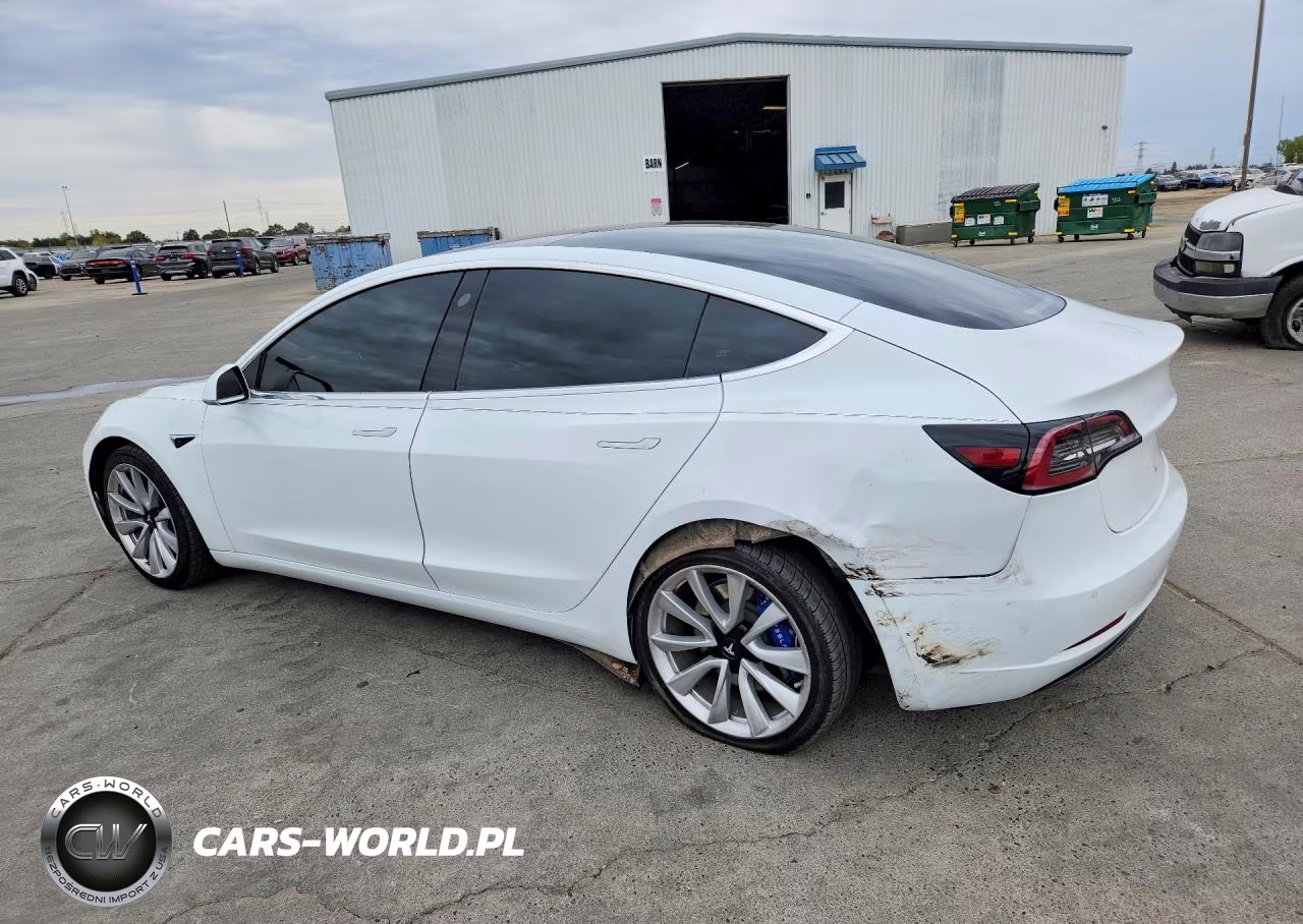 2018 Tesla Model 3 VIN:5YJ3E1EB6JF117678 - 2