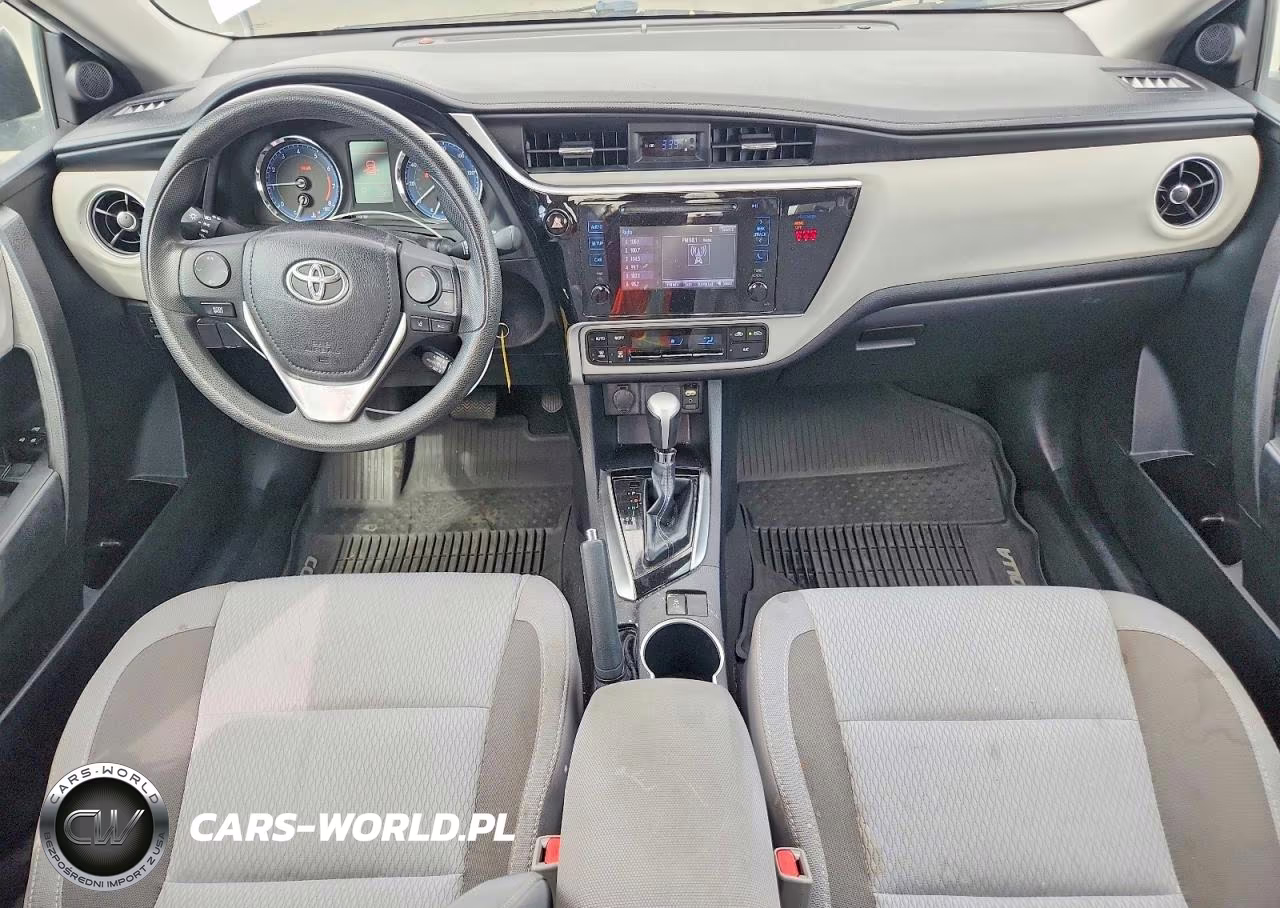 2018 Toyota Corolla Le VIN:2T1BURHEXJC028431 - 8