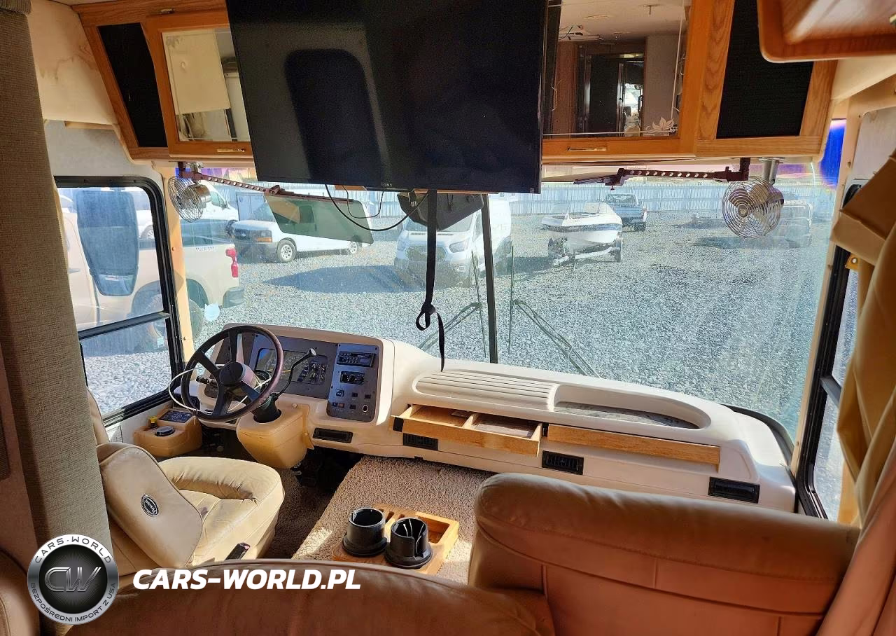 1998 Dolphin Rv VIN:1GBLP37J9W3300138 - 5
