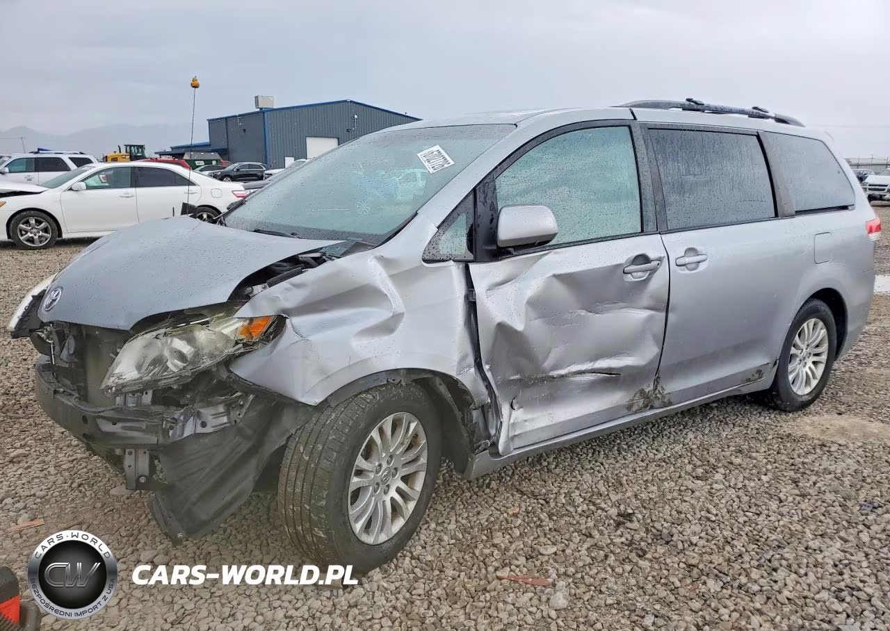 2013 Toyota Sienna Xle 8-Passenger VIN:5TDYK3DC4DS351211 - 1