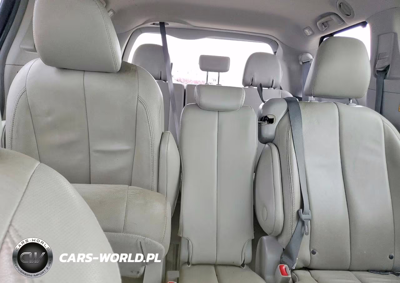 2013 Toyota Sienna Xle 8-Passenger VIN:5TDYK3DC4DS351211 - 10