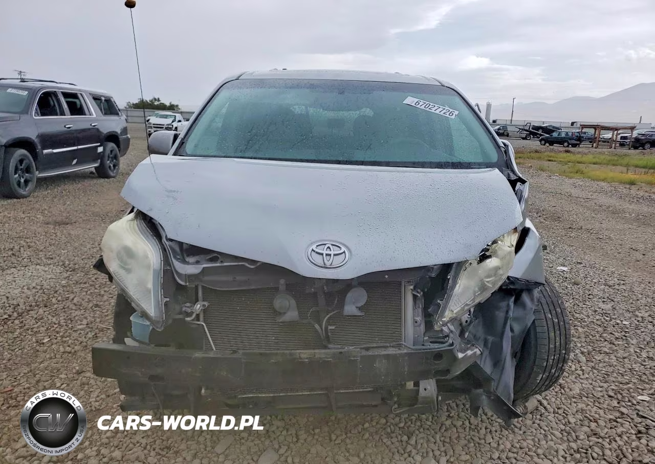 2013 Toyota Sienna Xle 8-Passenger VIN:5TDYK3DC4DS351211 - 5