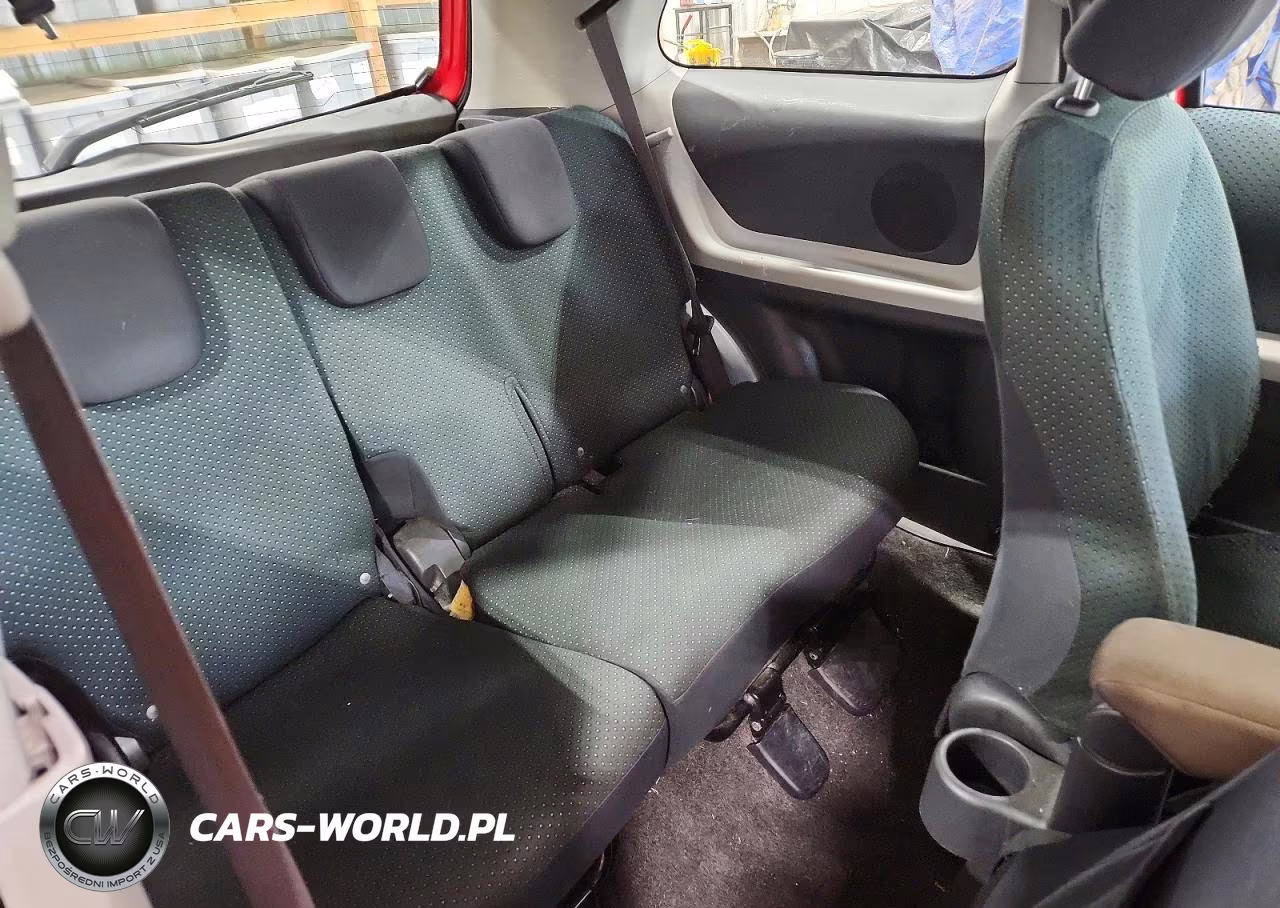 2008 Toyota Yaris Base VIN:JTDJT923285169362 - 10
