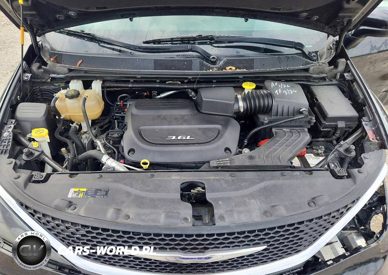 2017 Chrysler Pacifica Lx VIN:2C4RC1CG6HR598027 - 12
