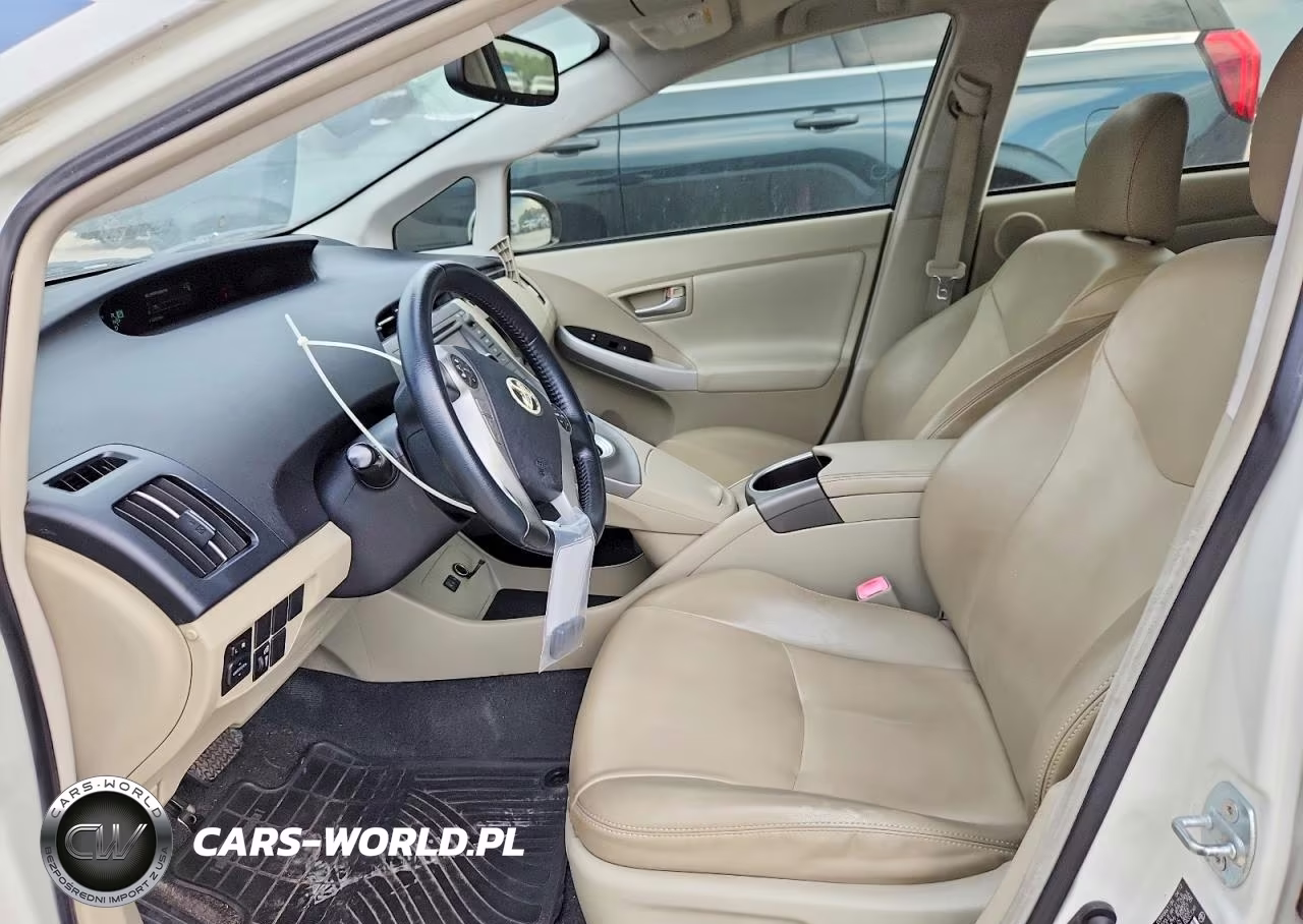 2012 Toyota Prius Four VIN:JTDKN3DU4C1539695 - 7