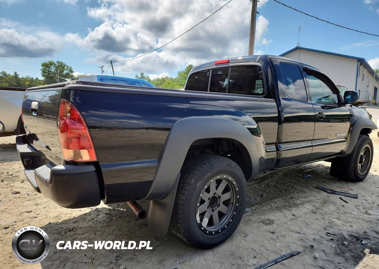2014 Toyota Tacoma Base VIN:5TFUX4EN9EX029908 - 3