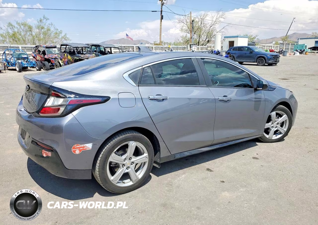 2018 Chevrolet Volt Lt VIN:1G1RC6S52JU144226 - 3