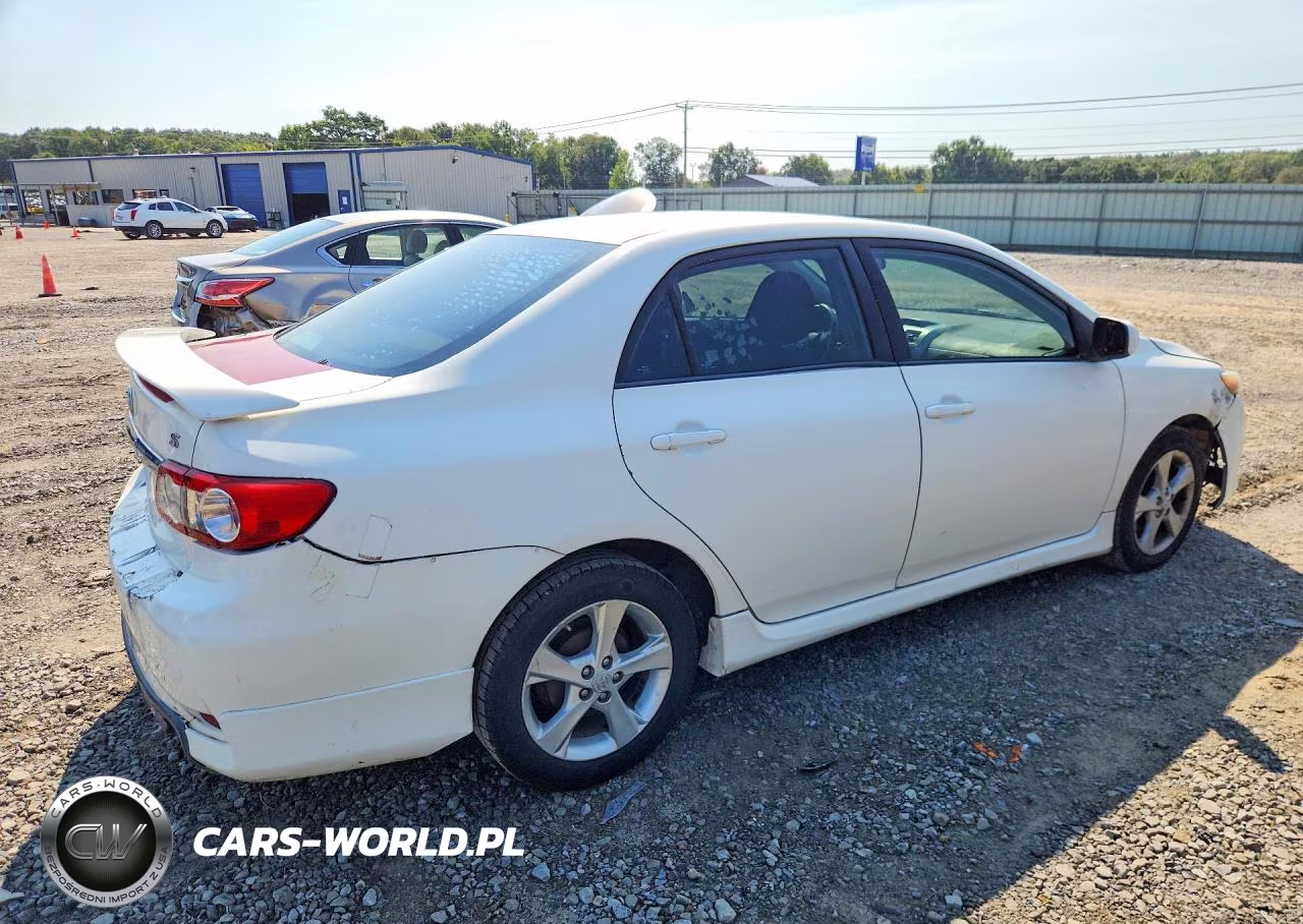 2013 Toyota Corolla S VIN:5YFBU4EE2DP158179 - 3