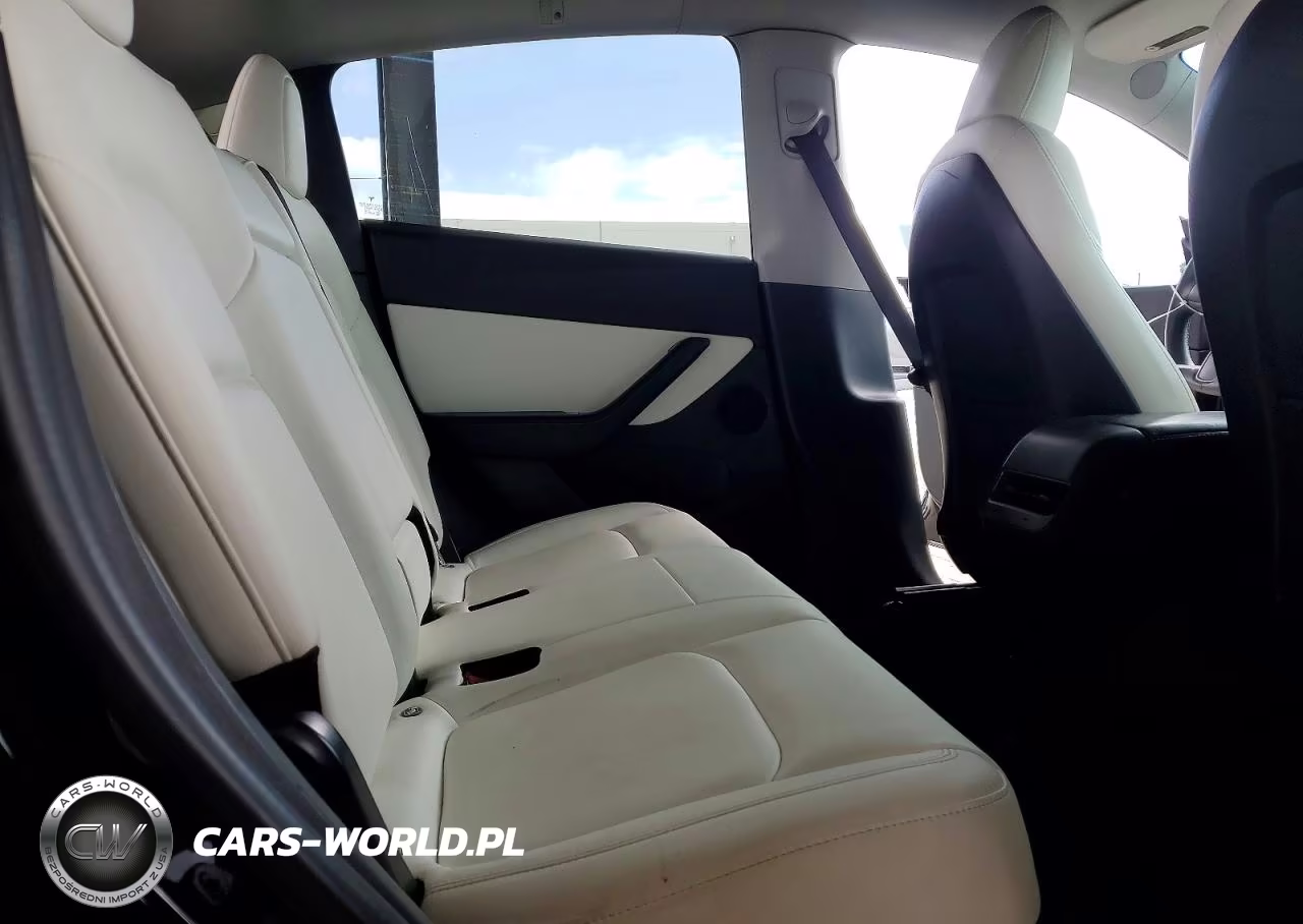 2021 Tesla Model Y VIN:5YJYGDEE7MF062903 - 10