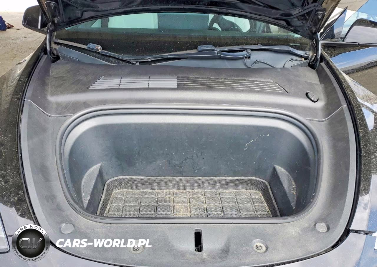 2021 Tesla Model Y VIN:5YJYGDEE7MF062903 - 11