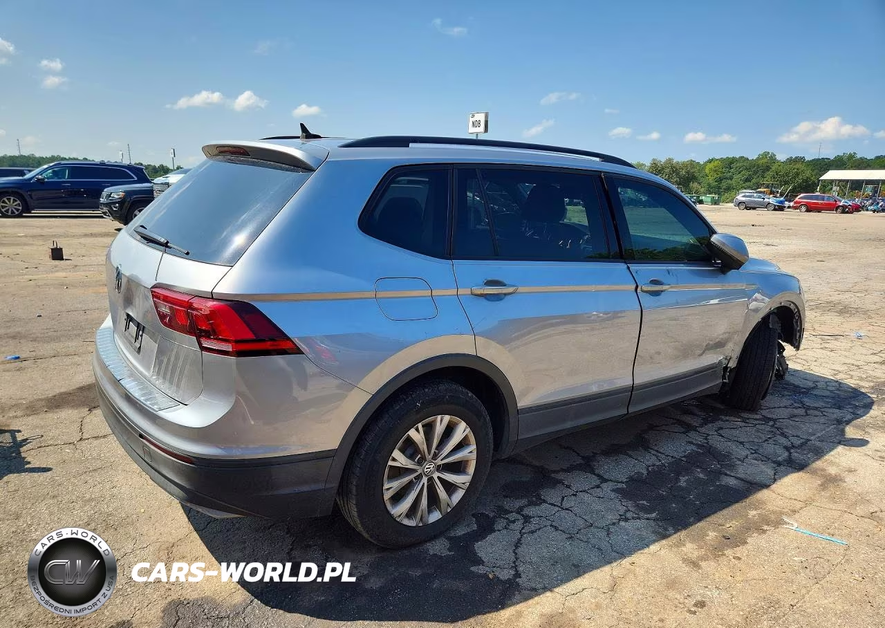 2020 Volkswagen Tiguan S VIN:3VV1B7AX2LM128438 - 3