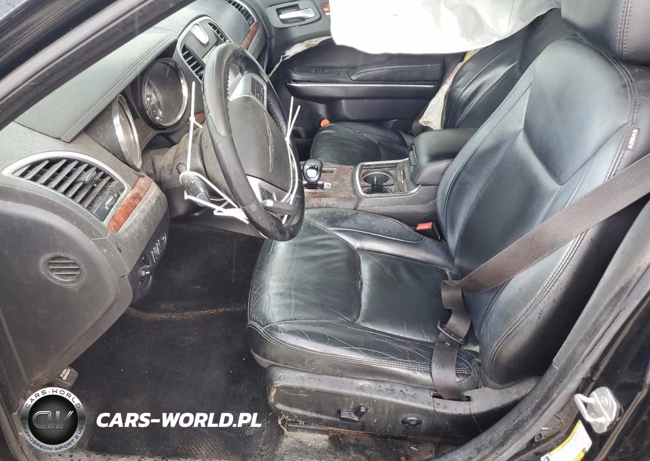 2014 Chrysler 300 VIN:2C3CCAAG8EH358105 - 7