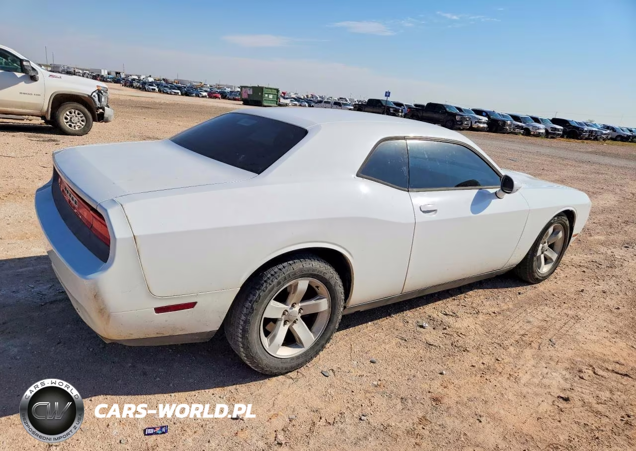 2013 Dodge Challenger Sxt VIN:2C3CDYAG0DH692214 - 3