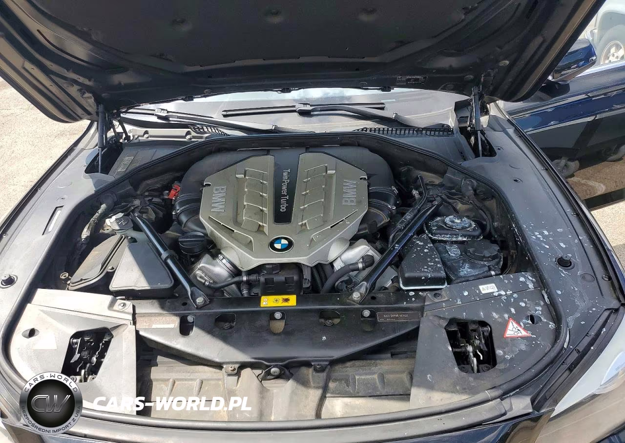 2011 BMW 750 Li VIN:WBAKX8C54BC198266 - 11