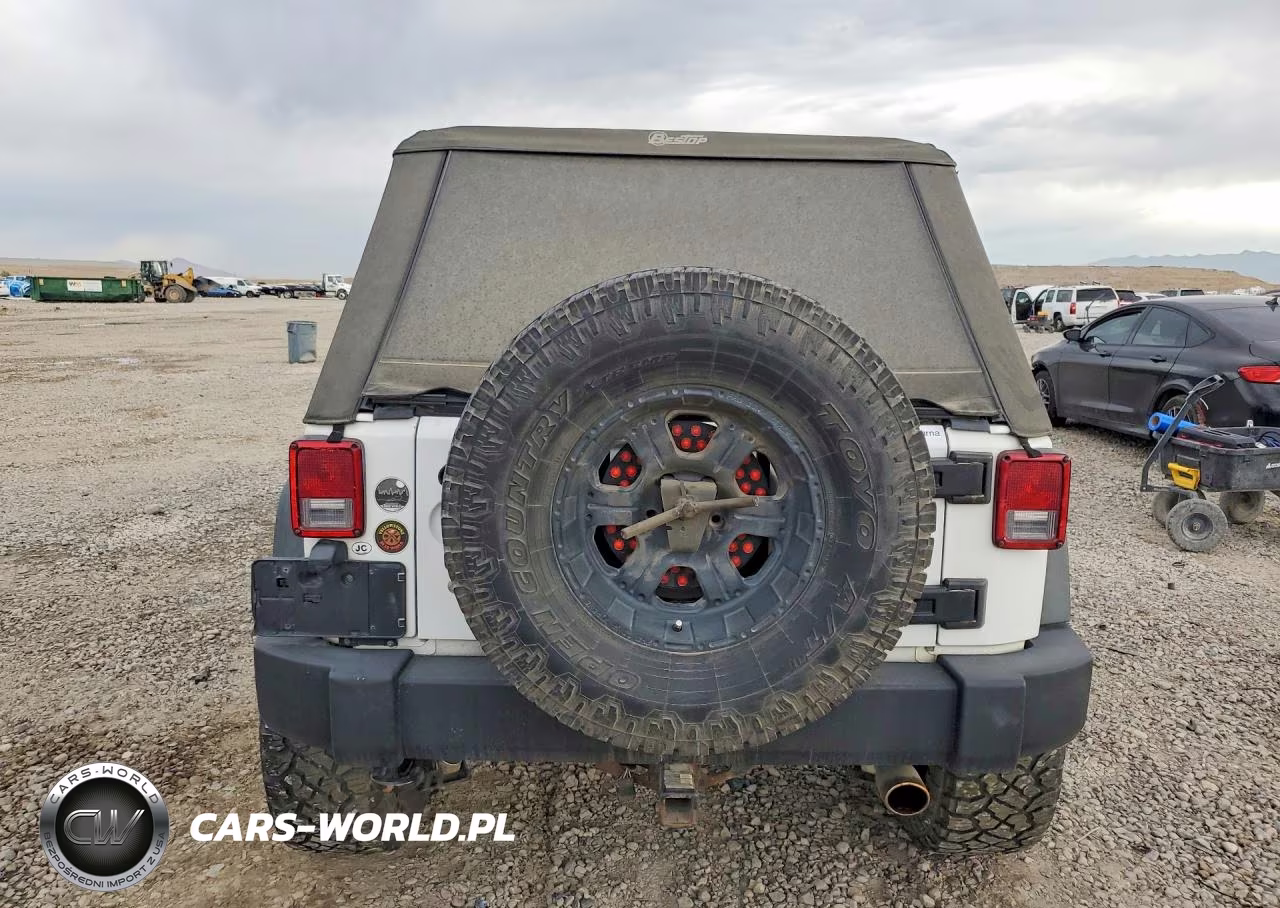 2012 Jeep Wrangler Unlimited Sport VIN:1C4BJWDG3CL160196 - 6