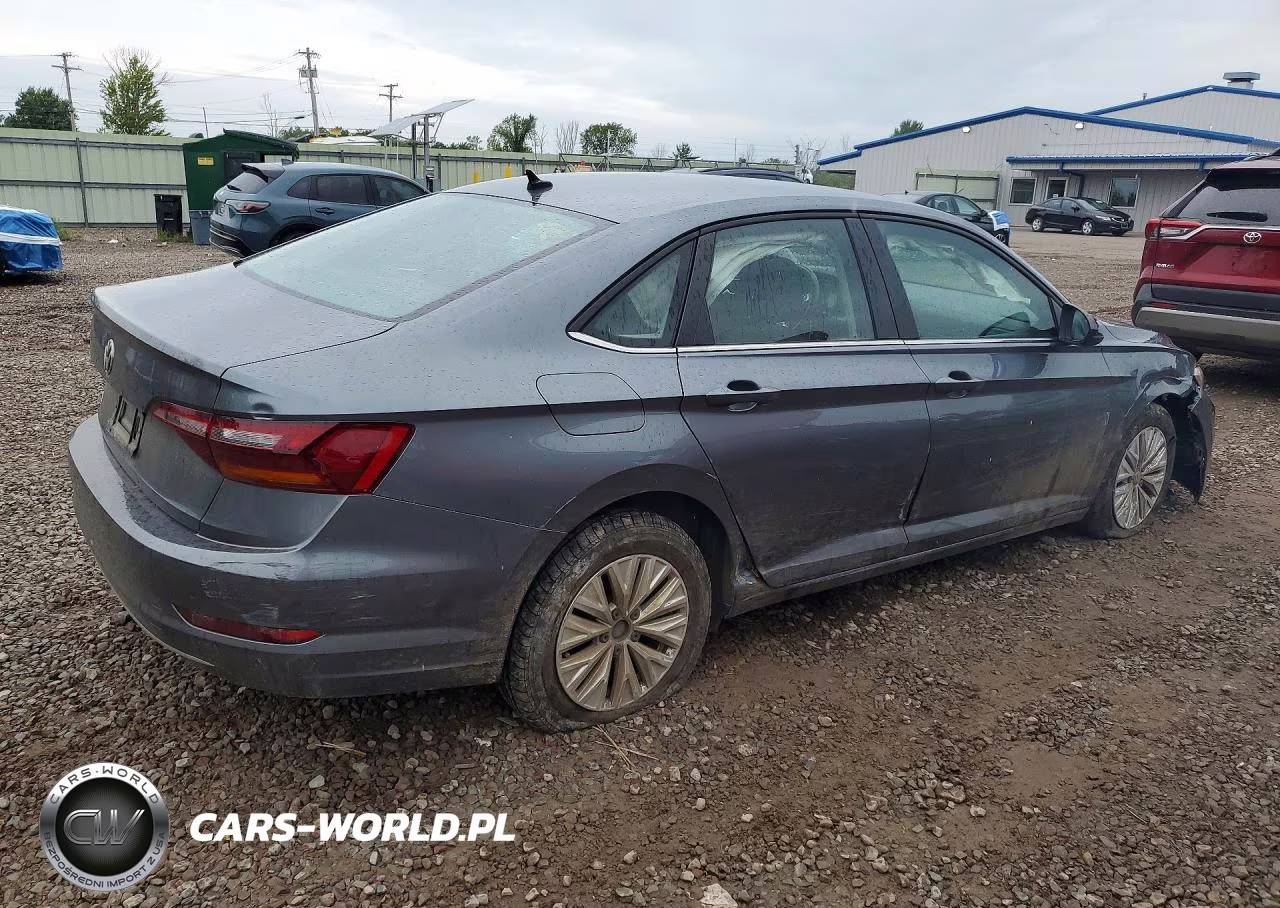 2019 Volkswagen Jetta S VIN:3VWC57BU3KM205994 - 3