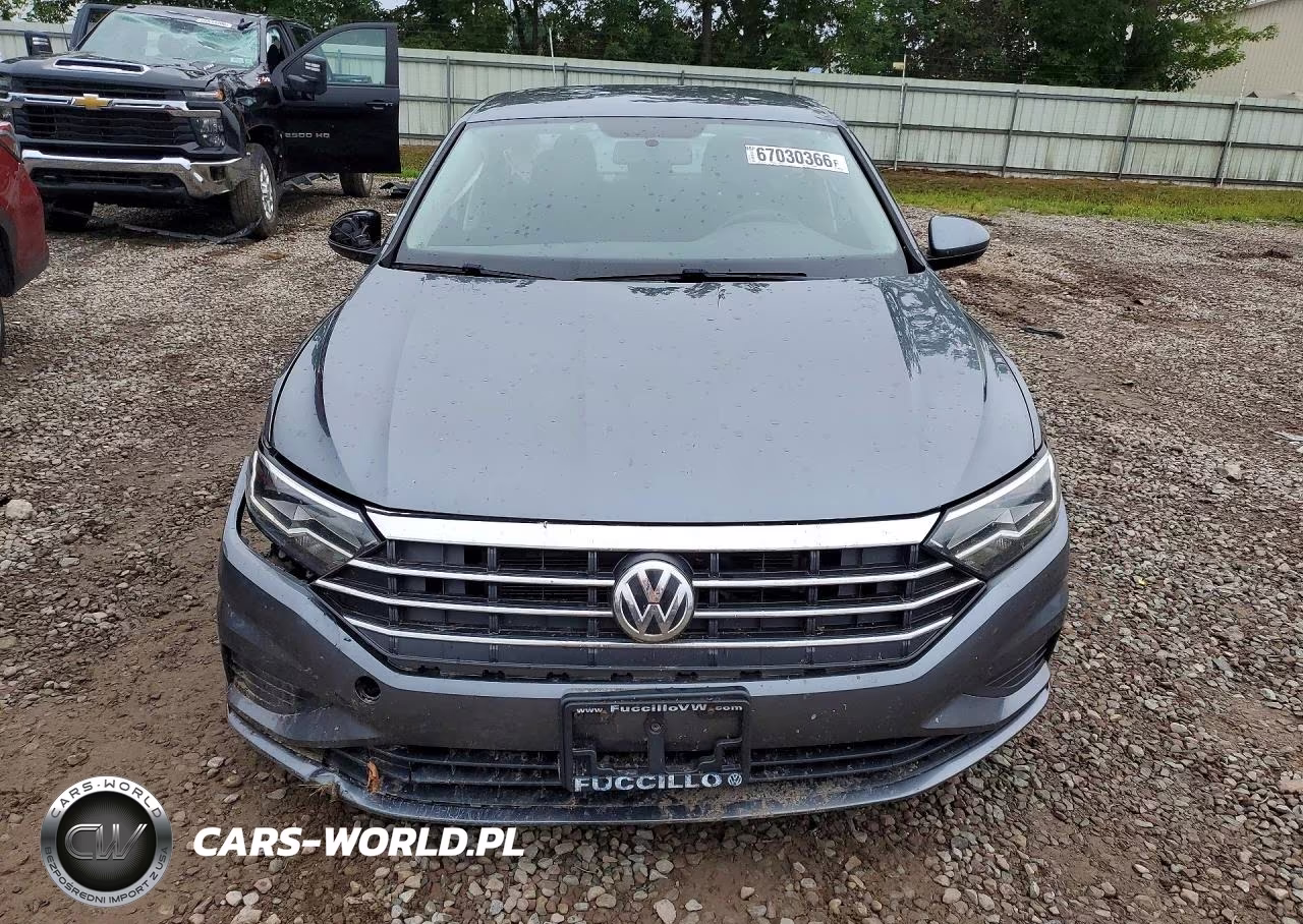 2019 Volkswagen Jetta S VIN:3VWC57BU3KM205994 - 5