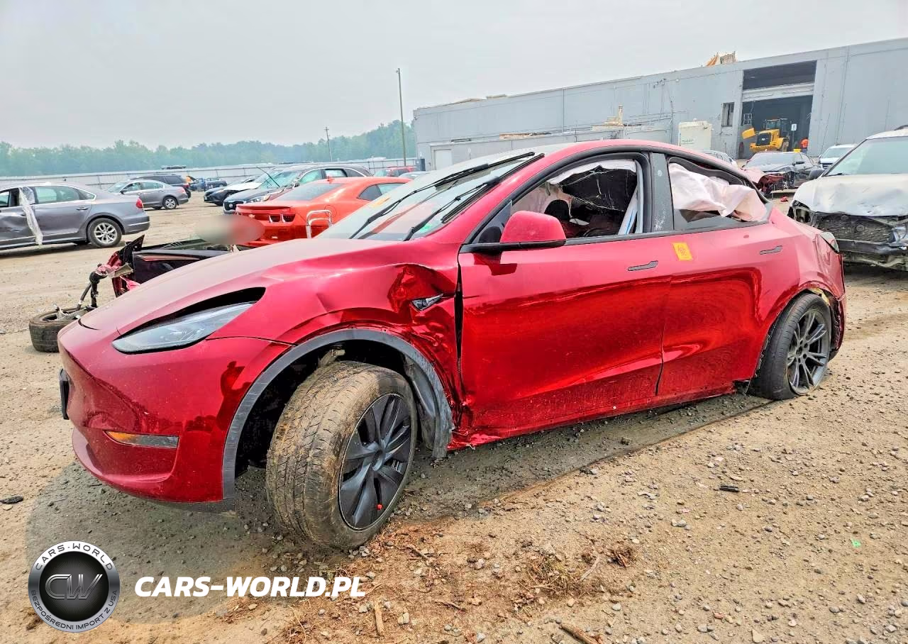 2024 Tesla Model Y – zdjęcie 1 z 12