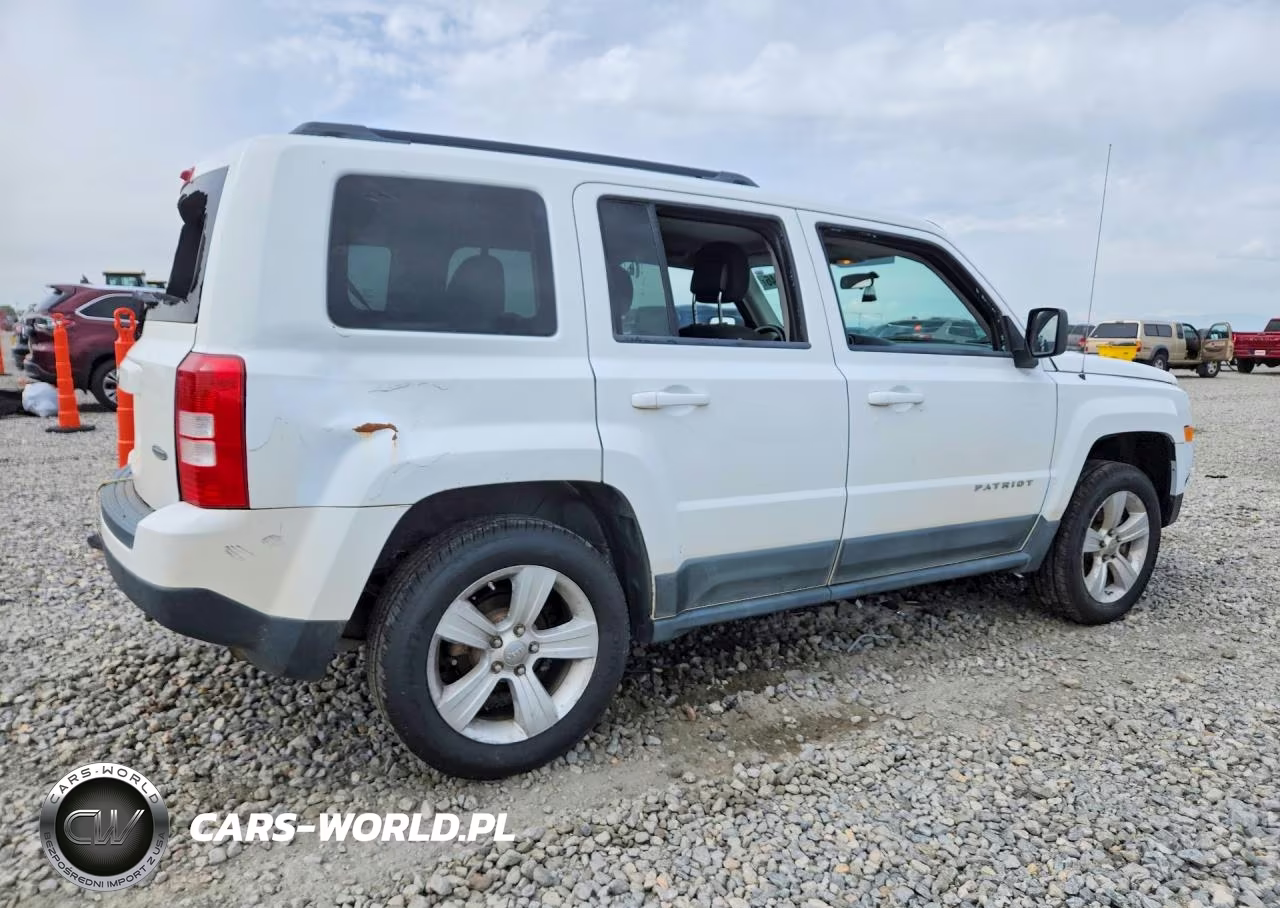 2011 Jeep Patriot Sport VIN:1J4NF1GB6BD177093 - 3