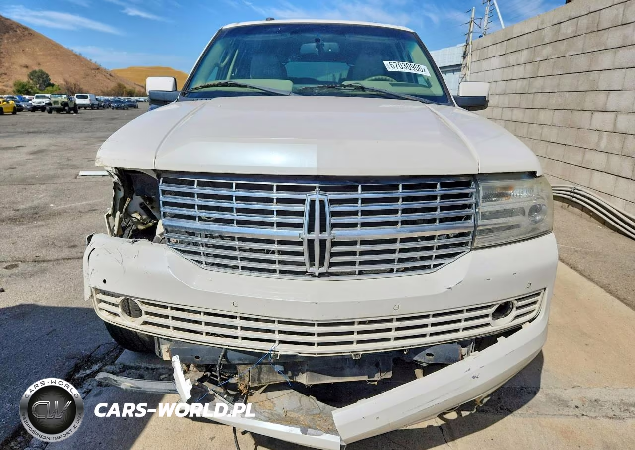 2011 Lincoln Navigator L VIN:5LMJJ3H59BEJ04598 - 5