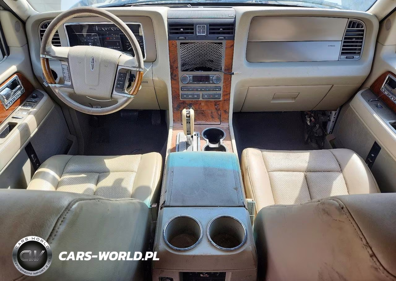 2011 Lincoln Navigator L VIN:5LMJJ3H59BEJ04598 - 8