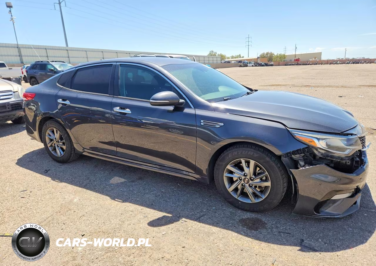 2019 Kia Optima Lx VIN:5XXGT4L33KG292487 - 4
