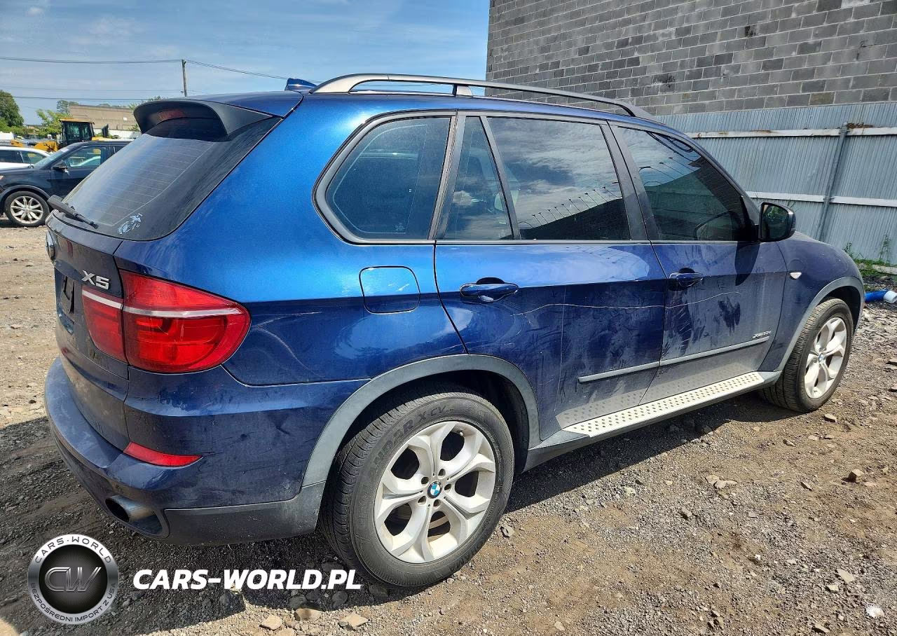2011 BMW X5 xDrive35D VIN:5UXZW0C56BL658256 - 3