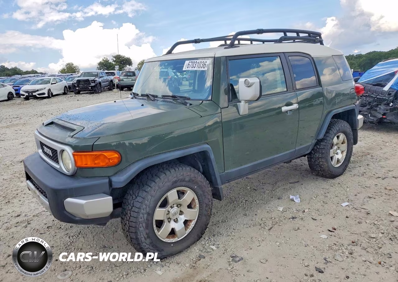 2010 Toyota Fj Cruiser Base – zdjęcie 1 z 13