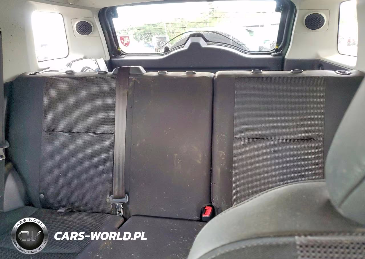 2010 Toyota Fj Cruiser Base VIN:JTEBU4BF7AK083580 - 10