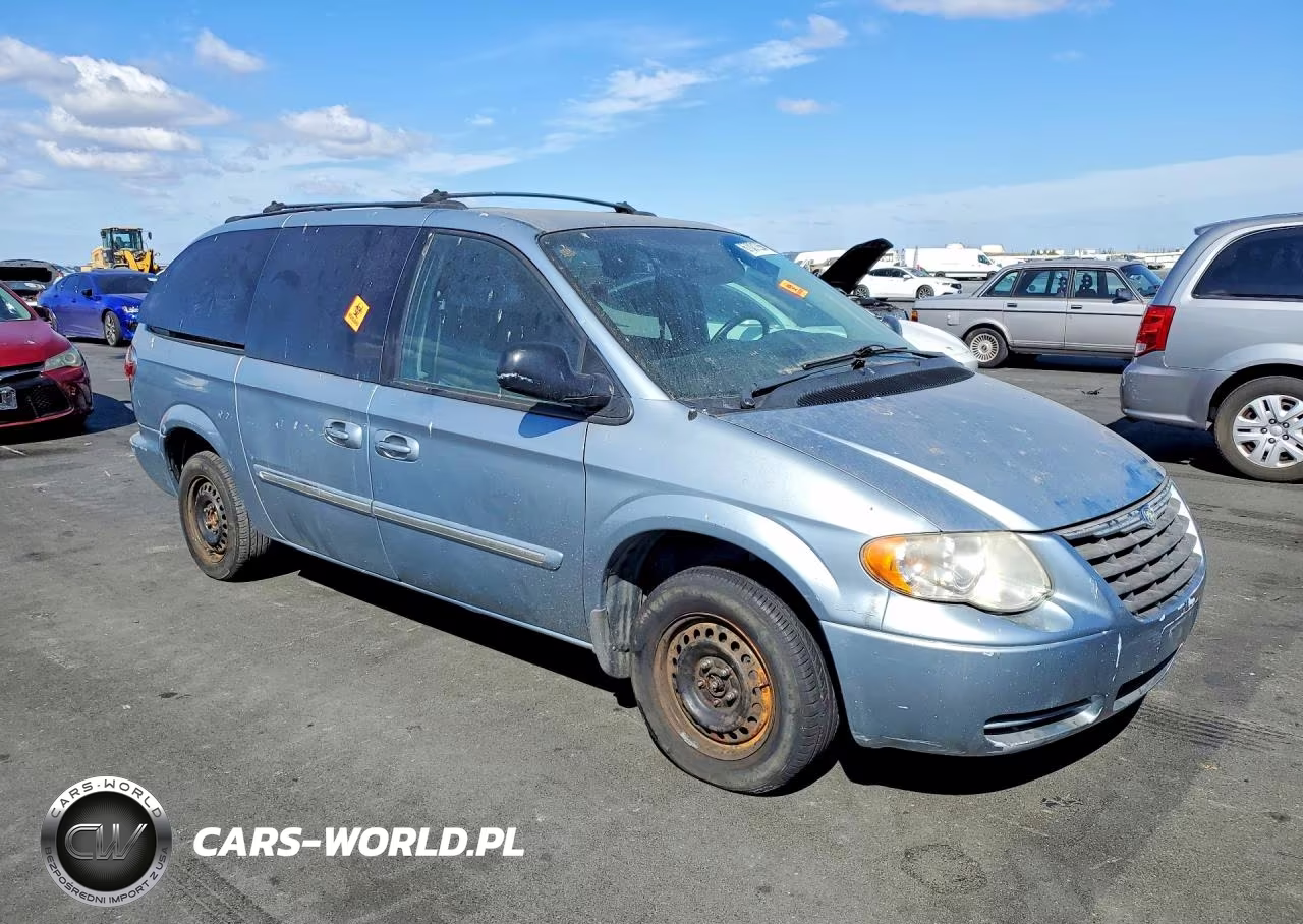 2005 Chrysler Town & Country Touring VIN:2C4GP54L85R226098 - 4
