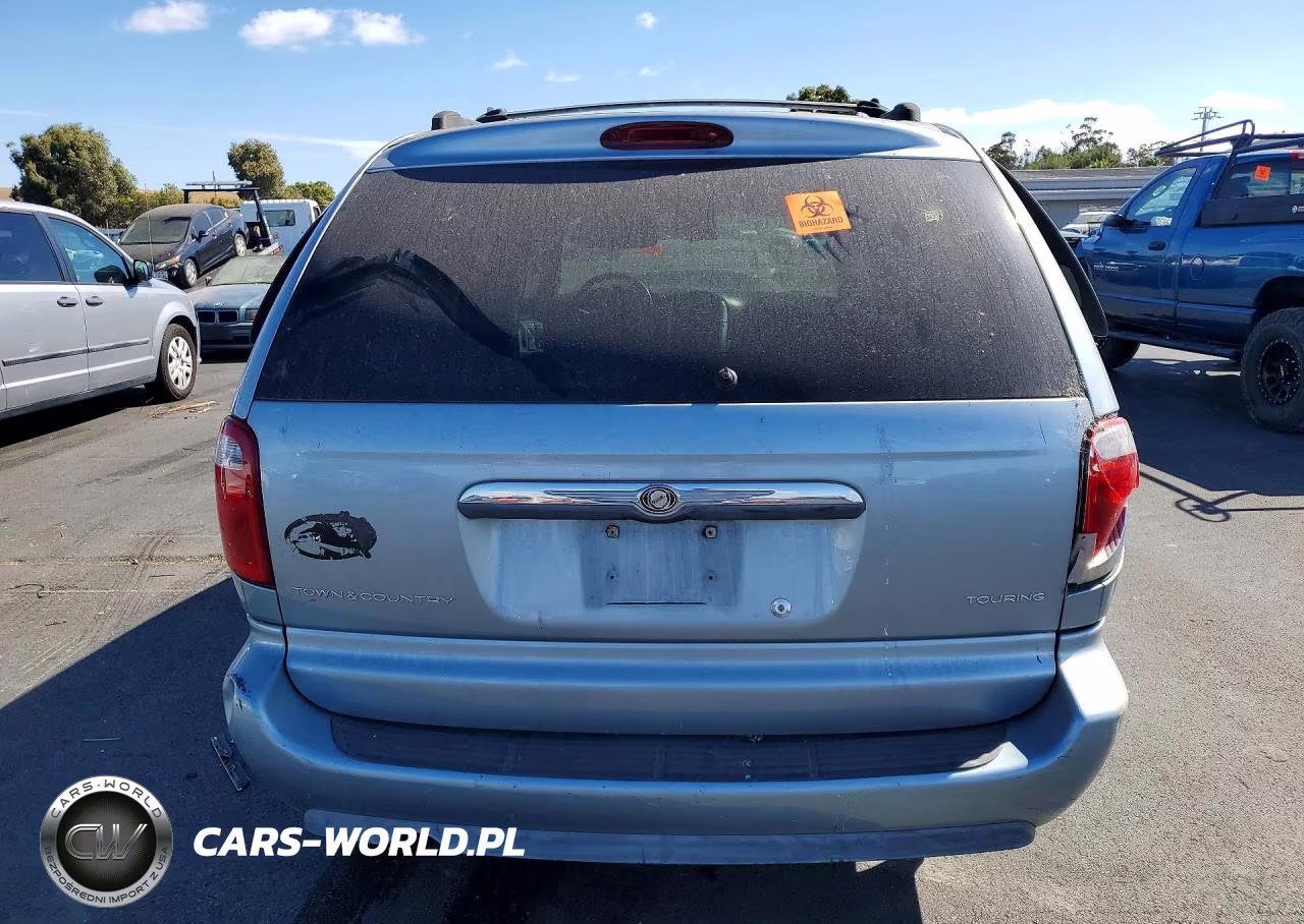 2005 Chrysler Town & Country Touring VIN:2C4GP54L85R226098 - 6