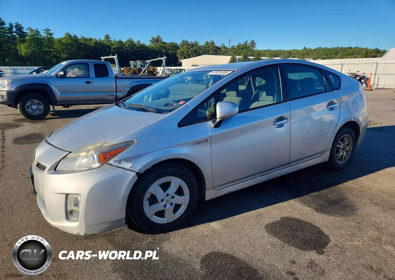 2011 Toyota Prius Three