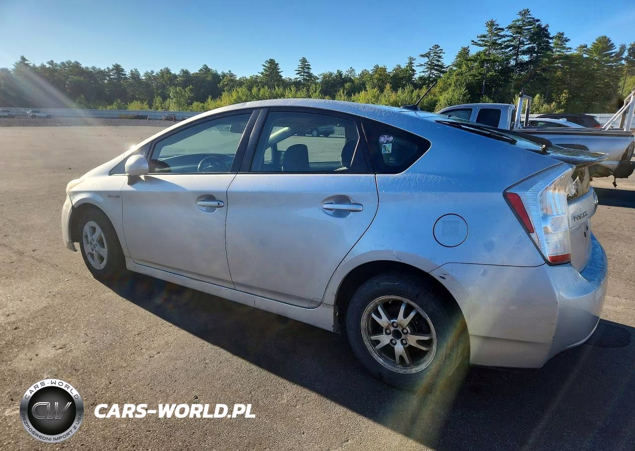 2011 Toyota Prius Three VIN:JTDKN3DU8B5296853 - 2