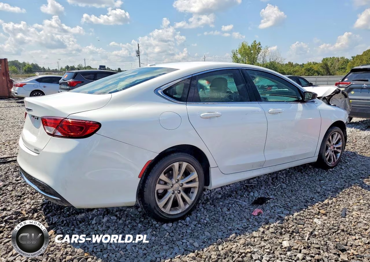2015 Chrysler 200 Limited VIN:1C3CCCAB8FN725805 - 3