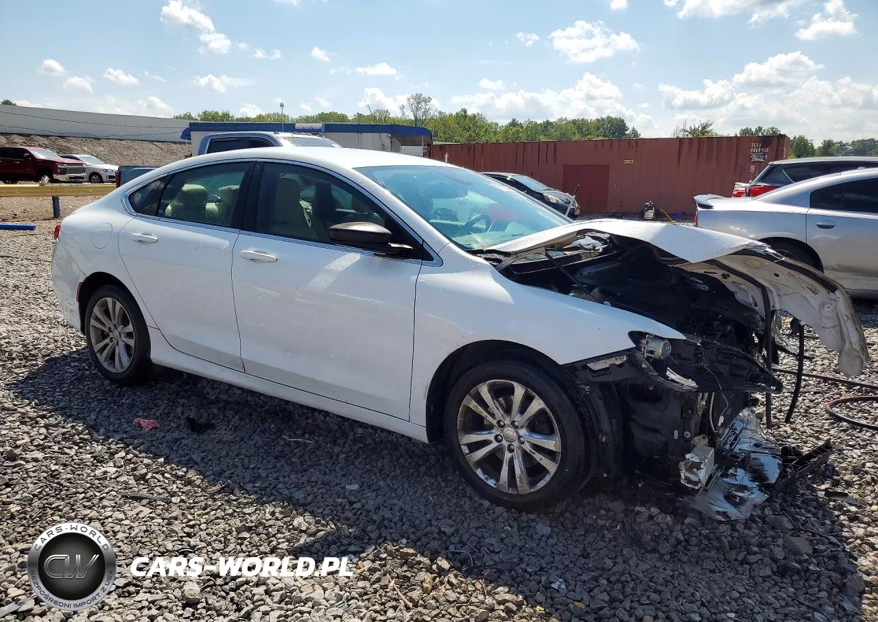 2015 Chrysler 200 Limited VIN:1C3CCCAB8FN725805 - 4