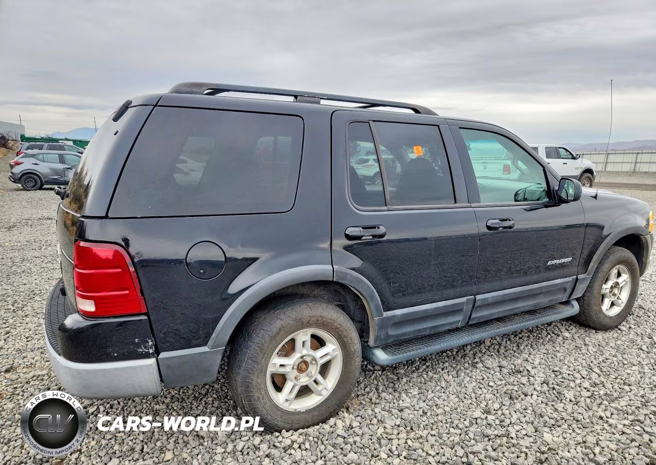 2002 Ford Explorer Xlt VIN:1FMZU73E62UC08967 - 3