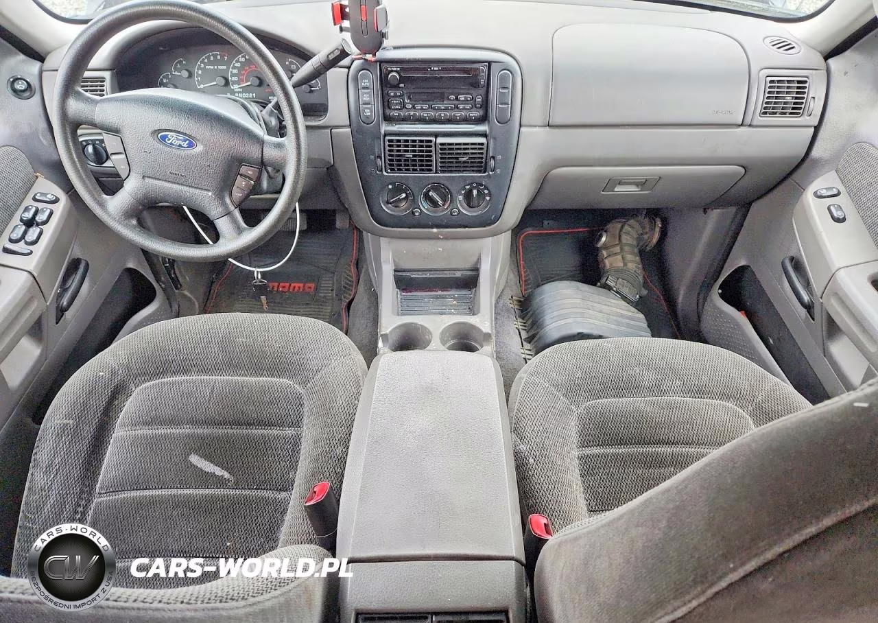 2002 Ford Explorer Xlt VIN:1FMZU73E62UC08967 - 8