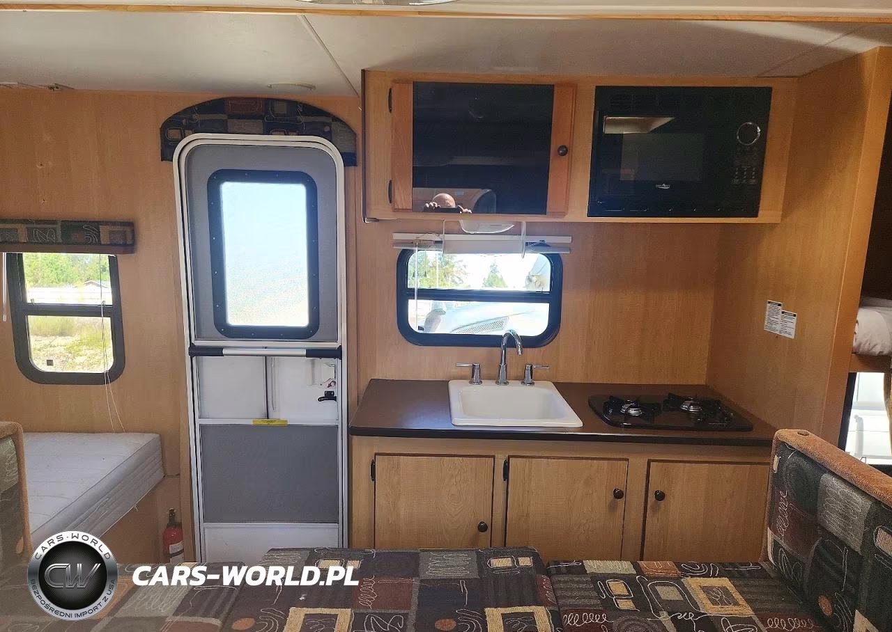 2012 Kz Escape Spree Camper VIN:4EZTA1916C8071784 - 5