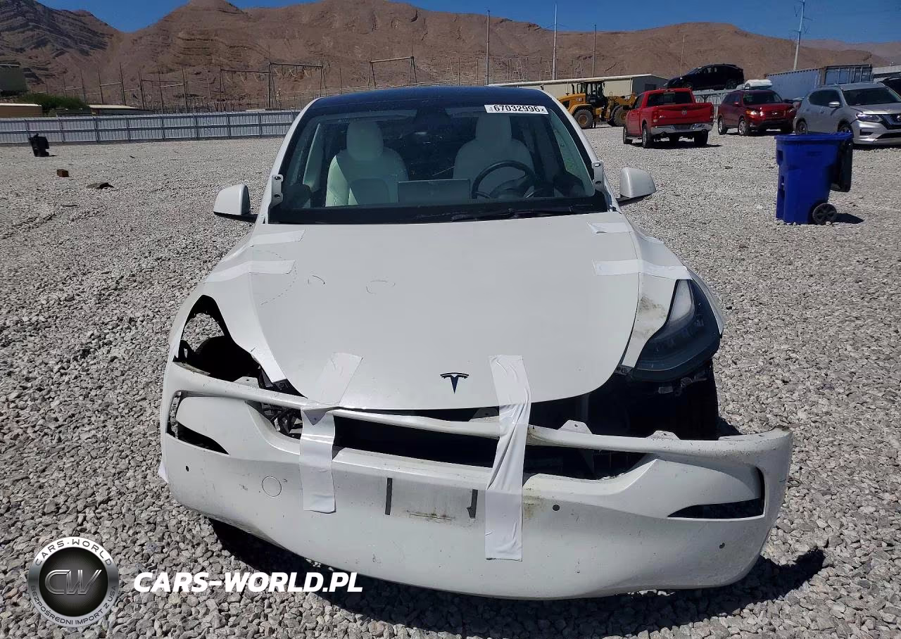 2021 Tesla Model Y VIN:5YJYGDEE3MF119775 - 5